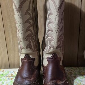 Tony Lama Cream and Brown Cowboy Boots